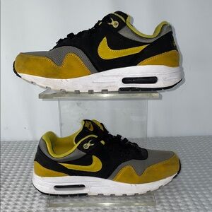 NIKE AIR MAX 1 DARK STUCCO & BLACK YOUTH SNEAKERS FTL-12-163